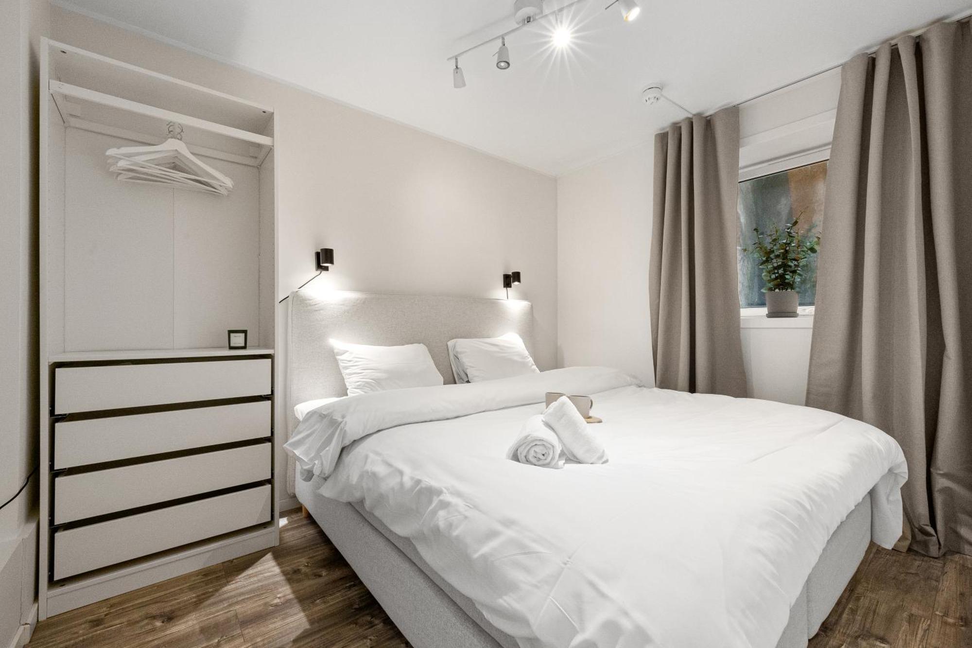 Pergola - Free Parking - 5 Min Walk To Facilities Appartement Bergen